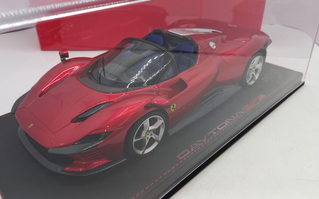 Ferrari SP3 Daytona Rosso Magma 1/18 by BBR