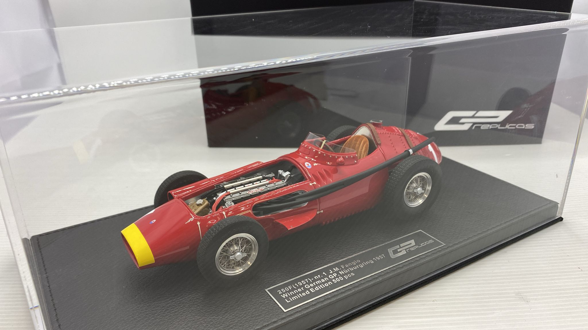 GP Replicas Maserati 250F J. M. Fangio 1957 1/18