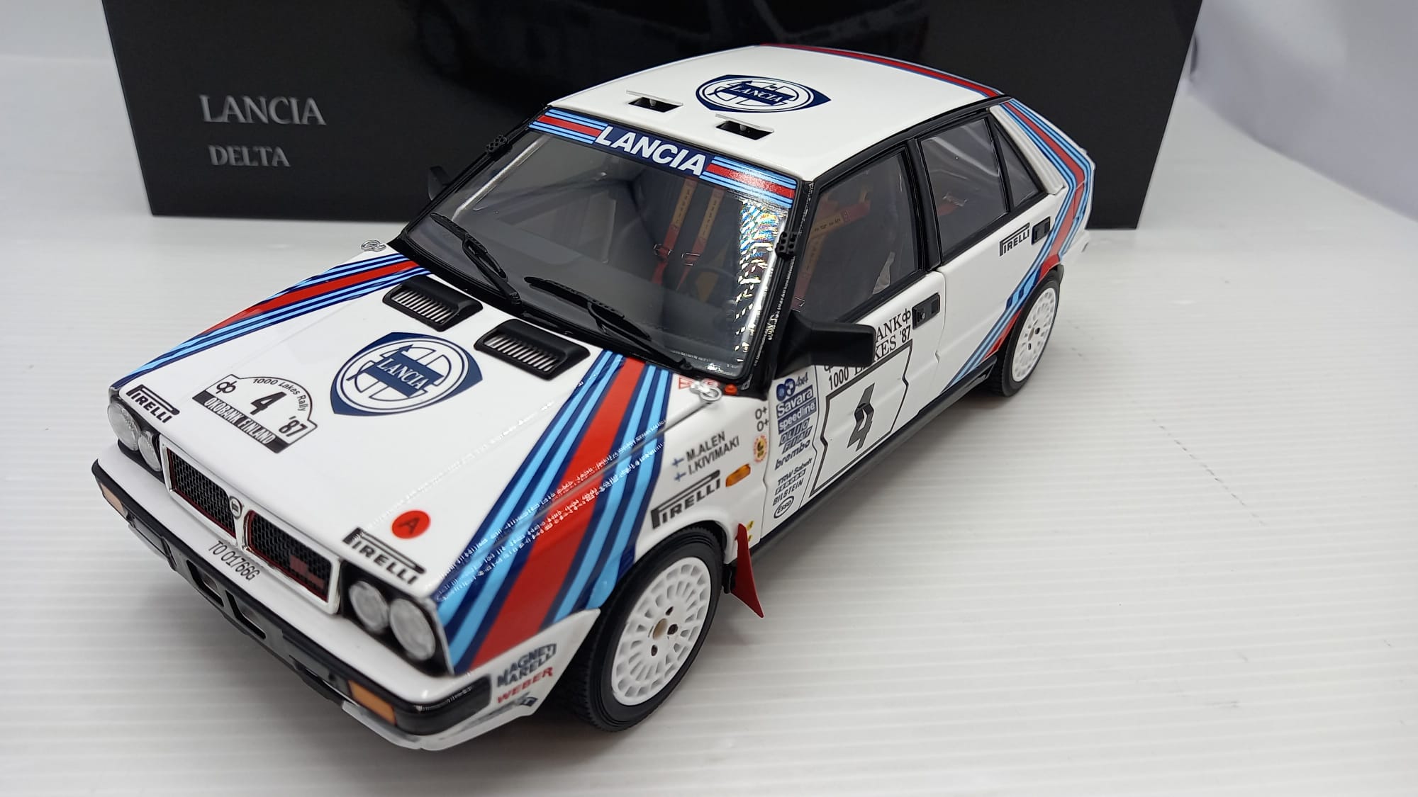 Lancia Delta HF 4WD 1000 Lakes 1987 by Kyosho
