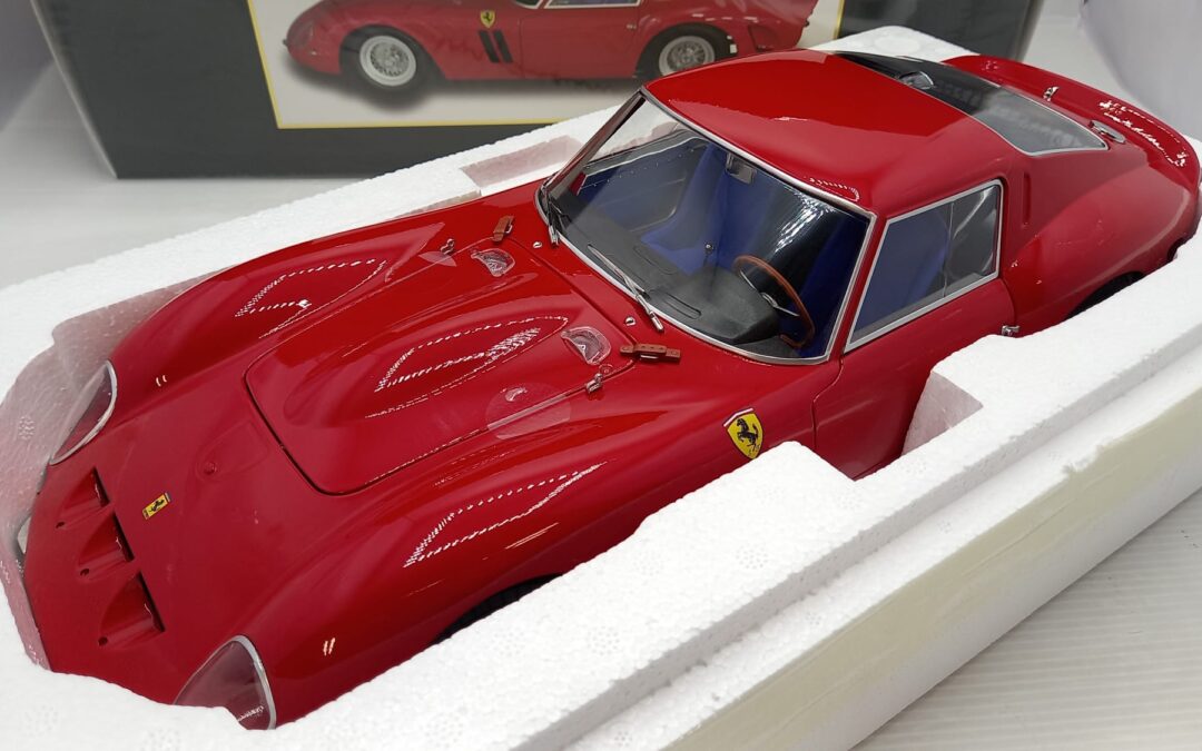 Ferrari 250 GTO scala 1/12 by KK Scale