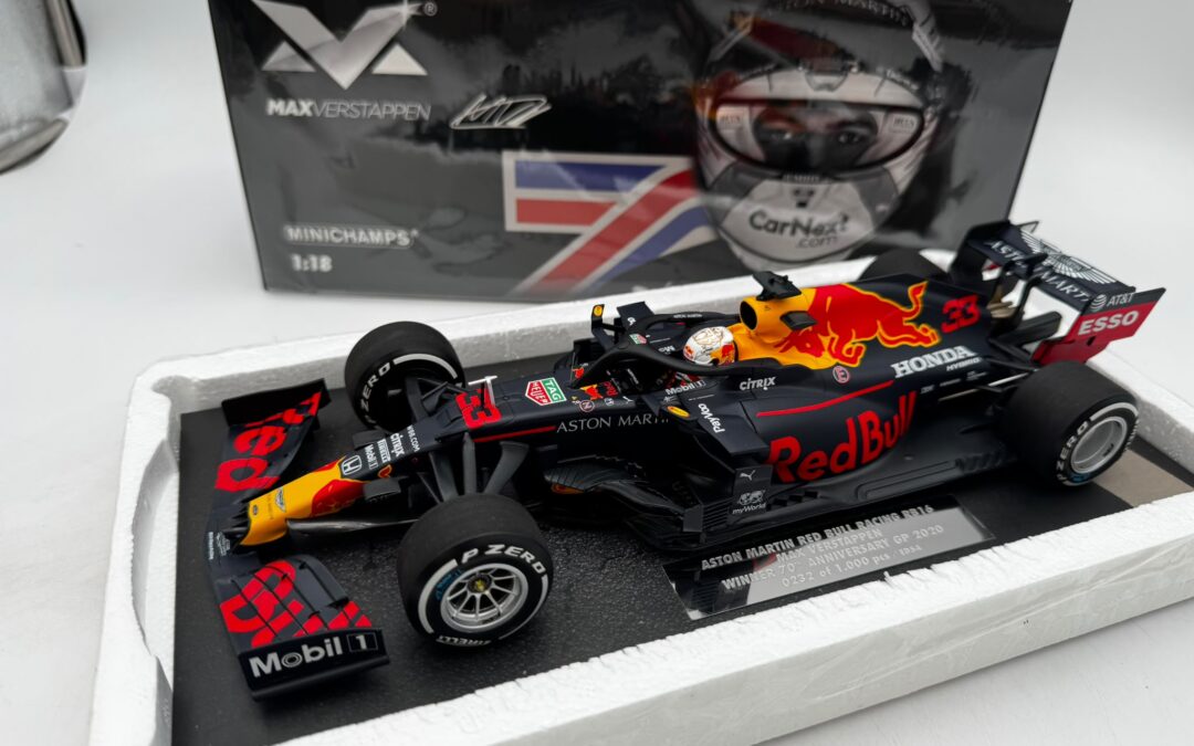 Red Bull RB16 Verstappen Winner 2020 1:18 by Minichamps