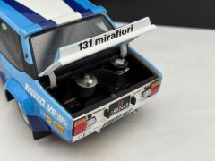Fiat 131 Abarth numero 1 bianca e azzurra vincitrice Rally Costa Smeralda 1981 Alen scala 1:18 Kyosho Fiat 131 Abarth numero 1 bianca e azzurra vincitrice Rally Costa Smeralda 1981 Alen scala 1:18 Kyosho